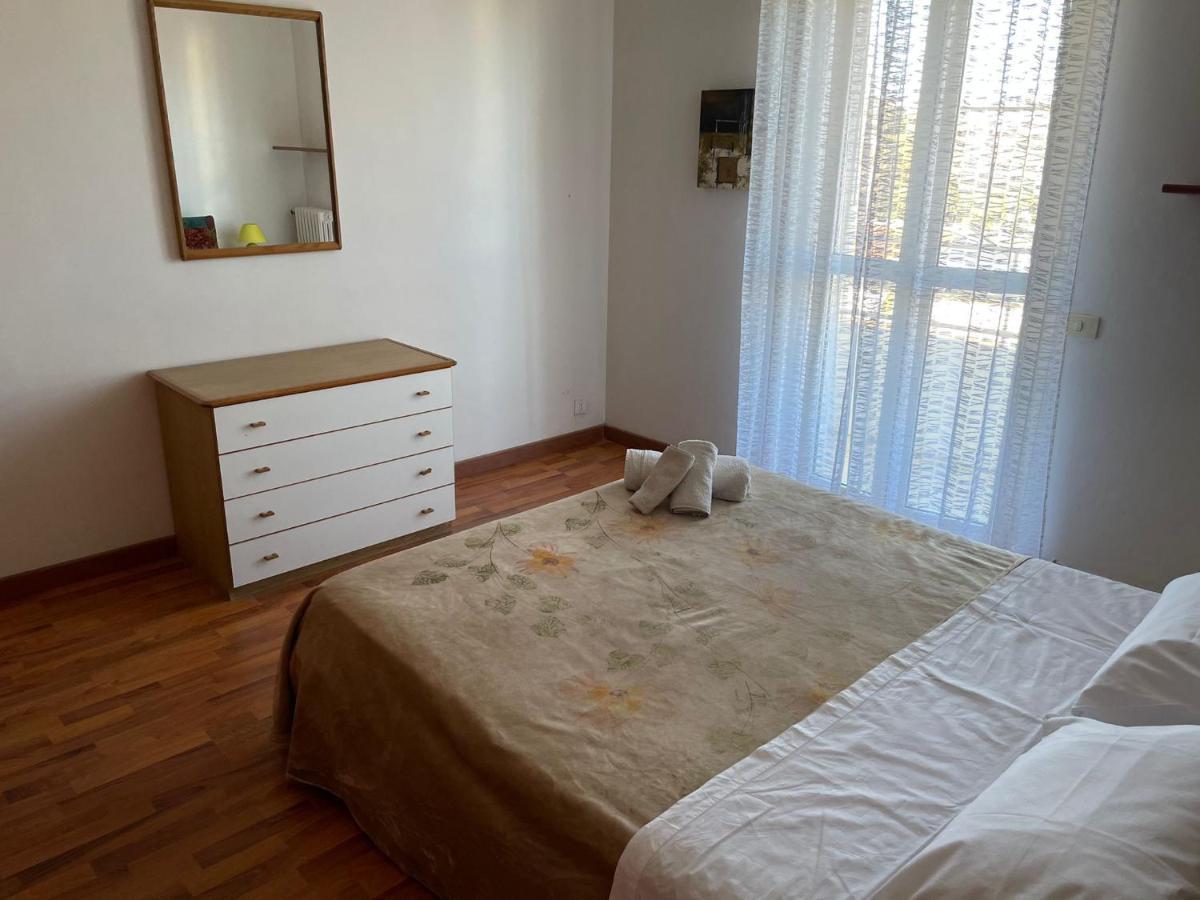 Casa Vacanze Stazione 페스카라 외부 사진