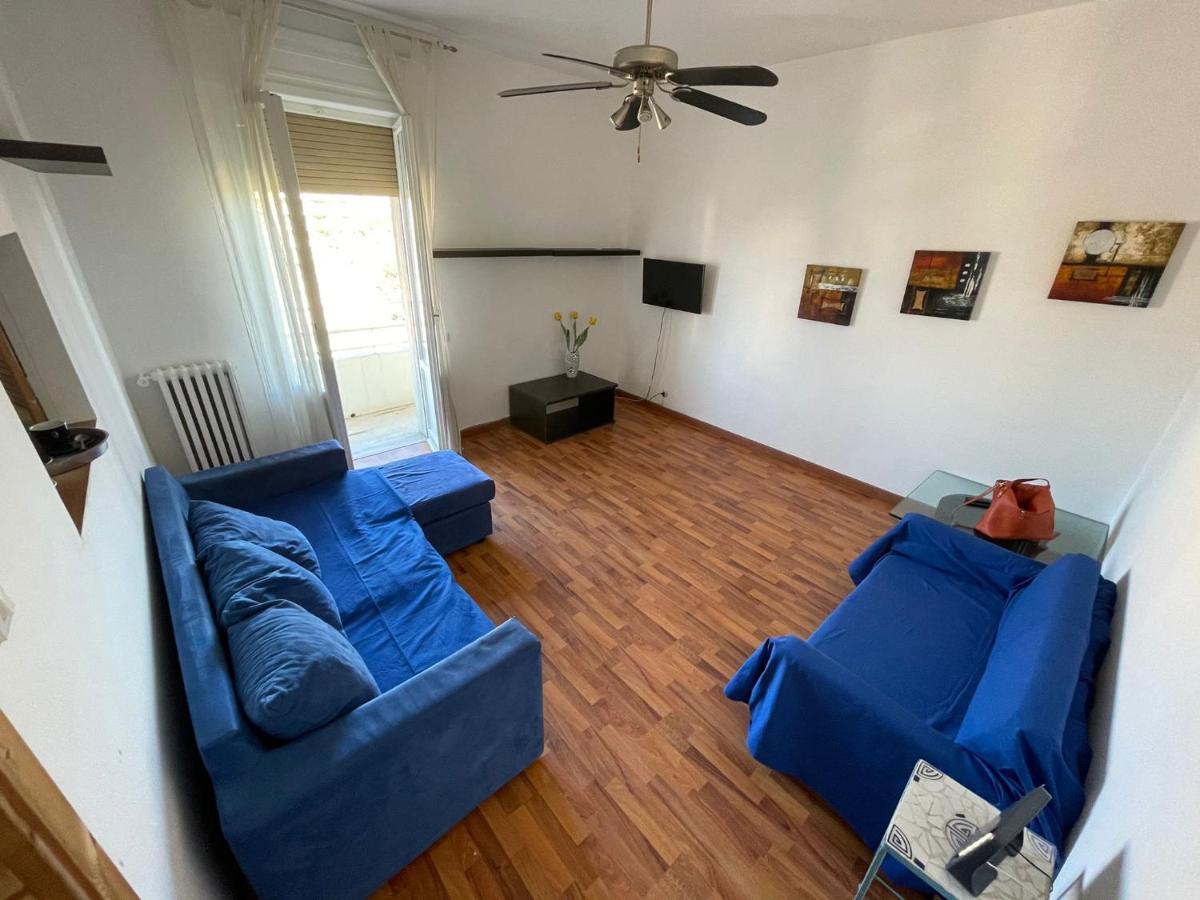 Casa Vacanze Stazione 페스카라 외부 사진